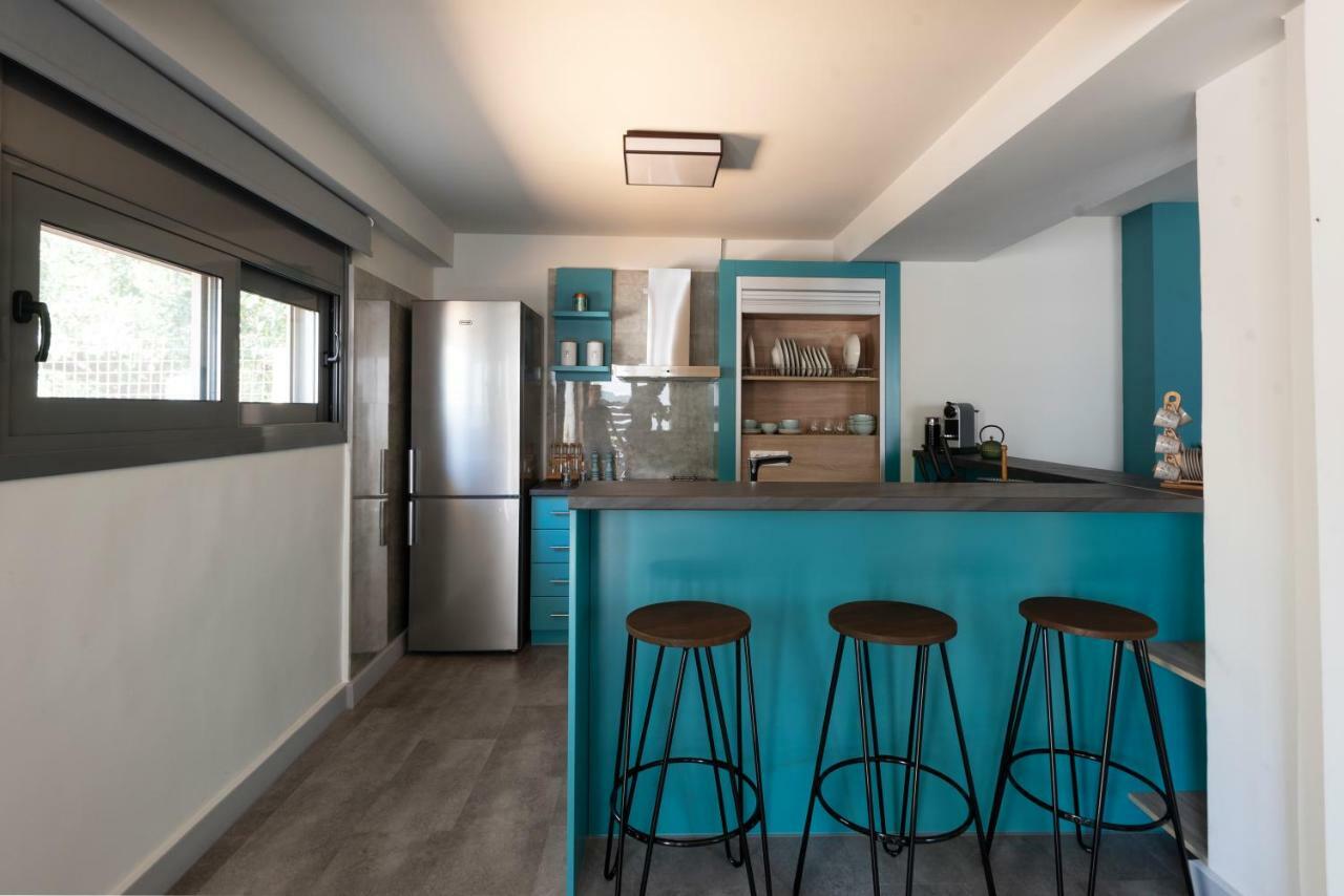 Groundfloor 2Br Apt With Smallyard Near The Heart Of Kalamata Exterior foto
